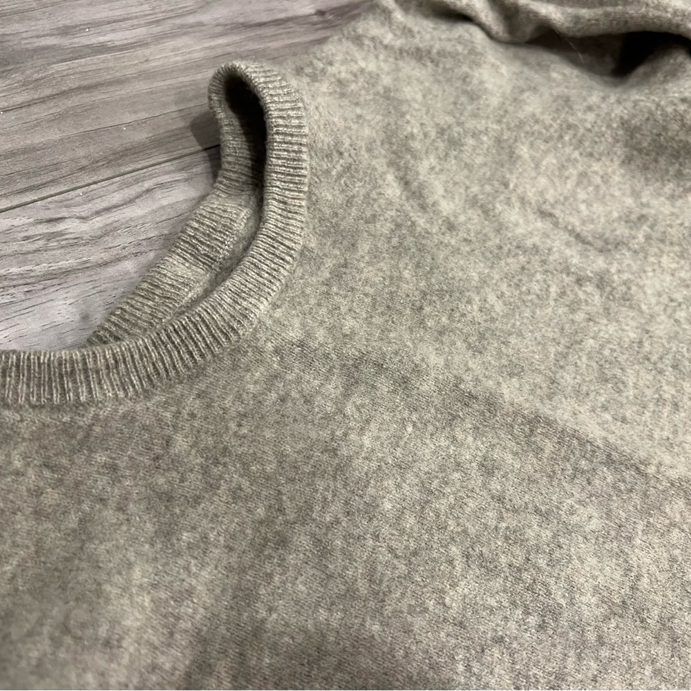 Cashmere sweater 🌧🫶